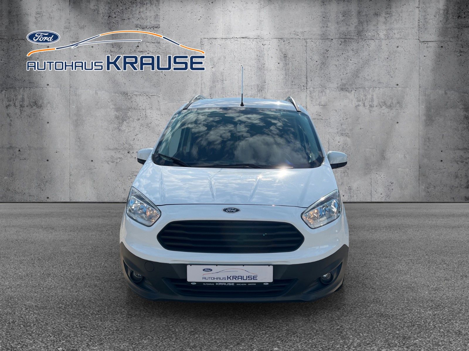 Fahrzeugabbildung Ford Transit Courier Trend**Klima**