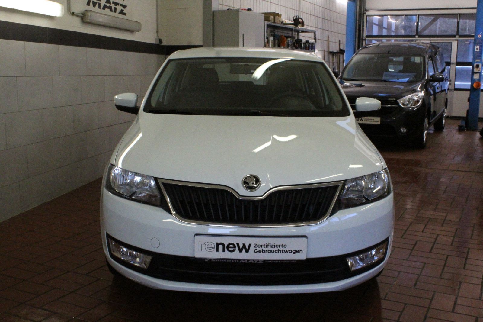 Fahrzeugabbildung SKODA Rapid 1.2 TSI Cool Edition Spaceback Allwetterre