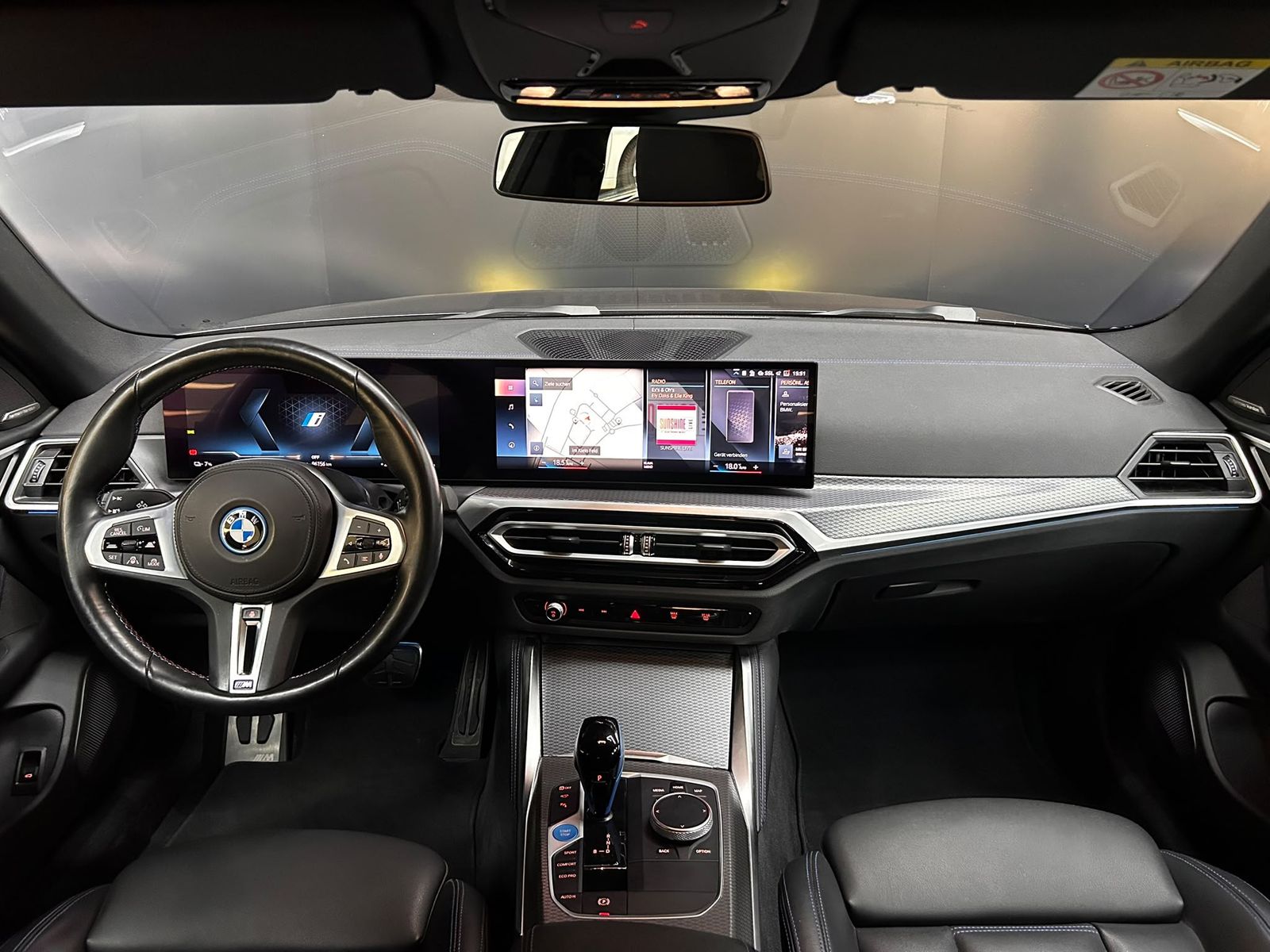 Fahrzeugabbildung BMW i4 M50 GC SHADO+LED+NAVI+MEMO+H&K+SHZ+AHK+WP+360