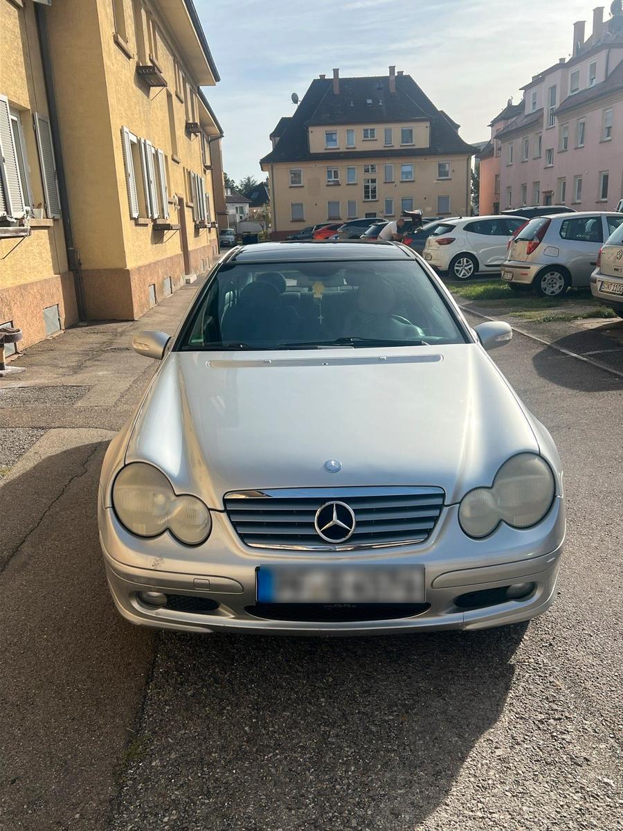 Mercedes-Benz C 200