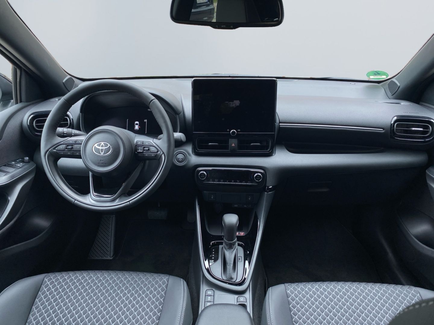 Toyota Yaris - Bild 10