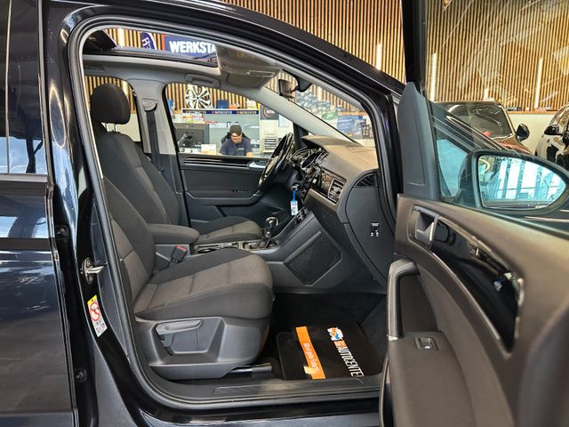 Volkswagen Touran *7 Sitzer*NAV*PANO**3-ZONEN*