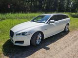 Jaguar XF 2.2 Diesel Sportbrake Black Pack - Jaguar XF: Black Pack
