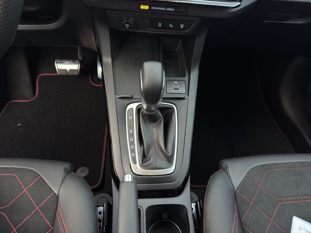 Fahrzeugabbildung Ford Puma ST-Line X Automatik