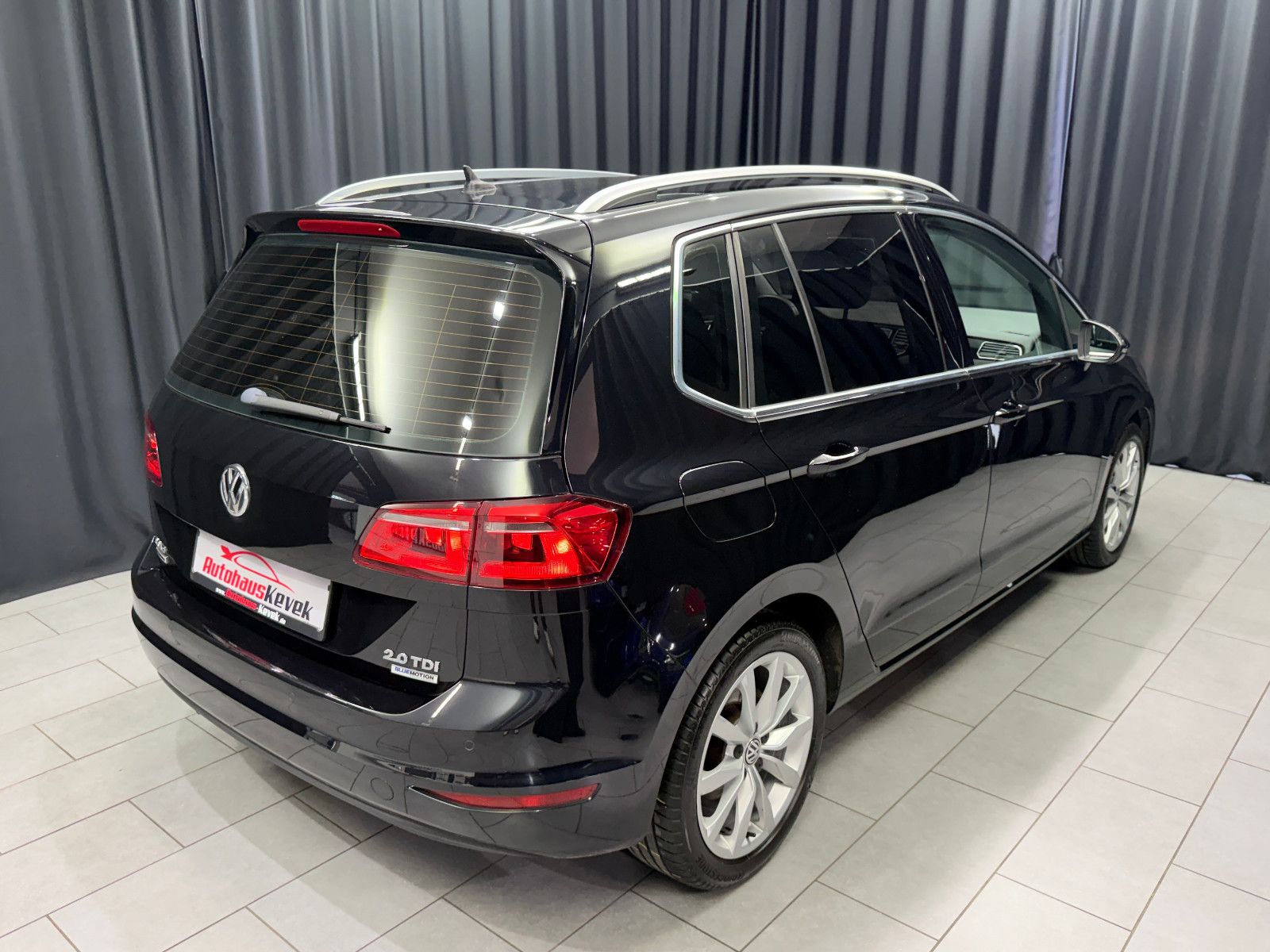 Fahrzeugabbildung Volkswagen Golf Sportsvan VII Highline |AUTOMATIK|PDC|DSG
