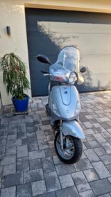 Piaggio Fly silber - PIAGGIO SI