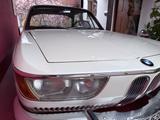 BMW 2000 CA - weiße BMW 2002