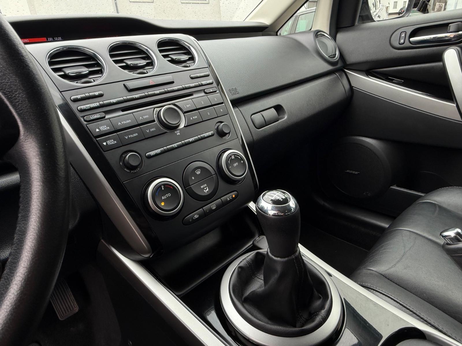 Mazda CX-7 2.2 MZR-CD 173 ch Exclusive • 4x4 • Bose • Cuir • Caméra • Xenon