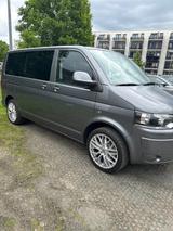 Volkswagen T5 Caravelle Top Zustand  - gebrauchte VW T5 Caravelle aus dem Jahr 2010