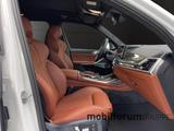 BMW X7 M60 i xDrive AHK Massage B&W StandHZG Panoram - BMW X7 M60 Neuwagen