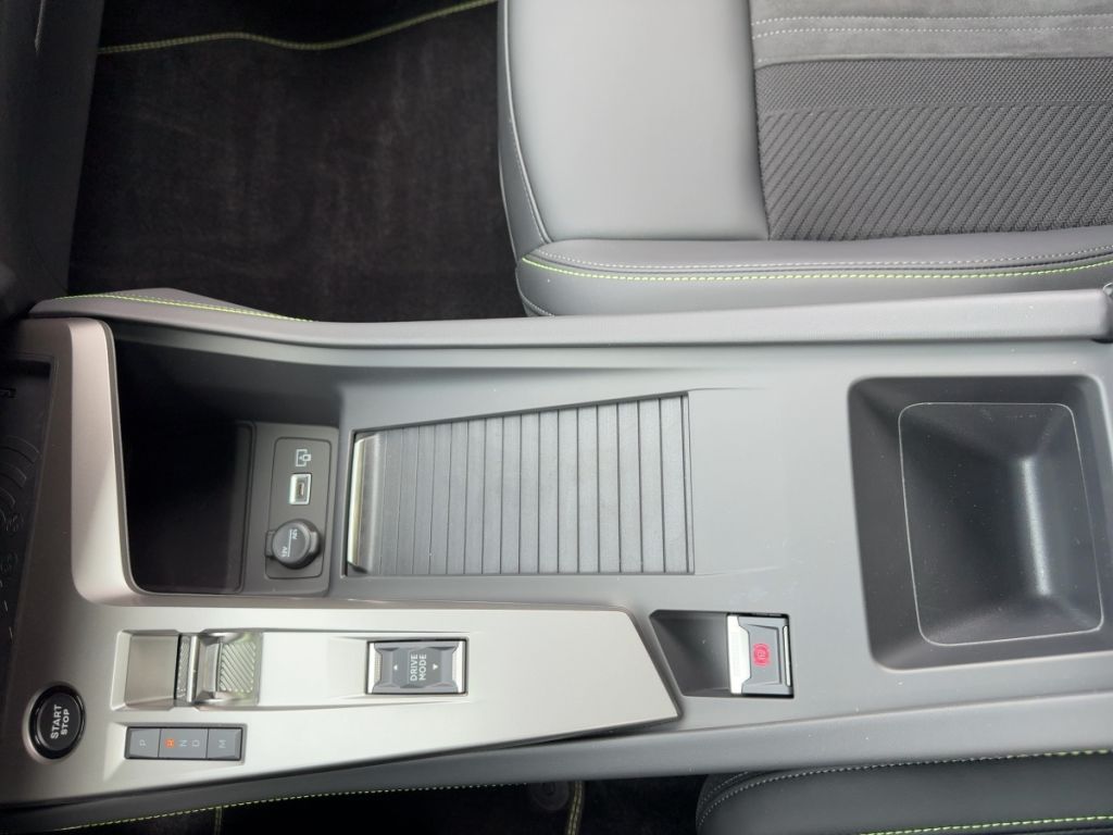 Peugeot 308 - Bild 12