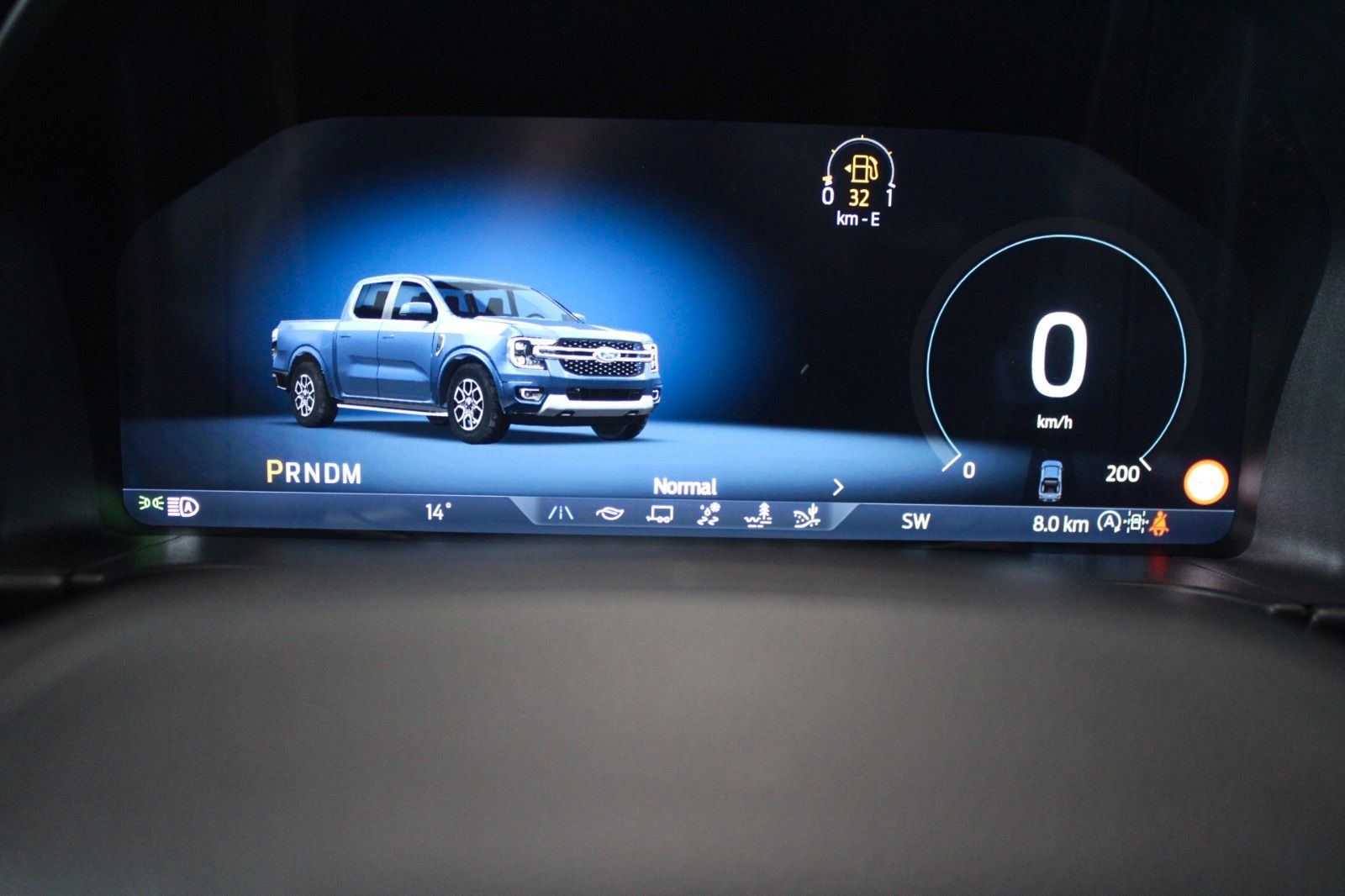 Fahrzeugabbildung Ford Ranger Platinum Automatik LEDER B&O ROLLO AHK