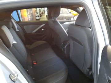 Bild 10 Opel Astra L Edition Navi Digitales Cockpit LED Apple
