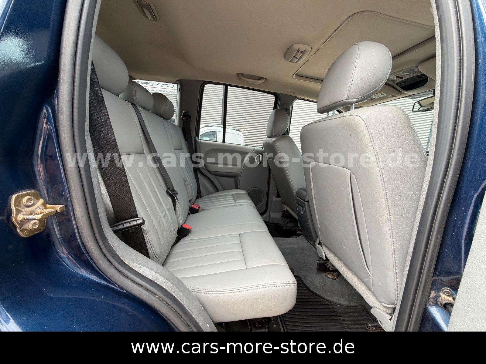 Jeep Cherokee 3.7 V6 Limited 4x4 | 204 ch | BVA | Toit ouvrant | Attelage | Sièges chauffants | Régulateur de vitesse | Climatisation