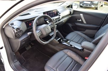 Citroën C4 PT130 EAT8 Shine | PDach, RCam, 360, TW, Voll
