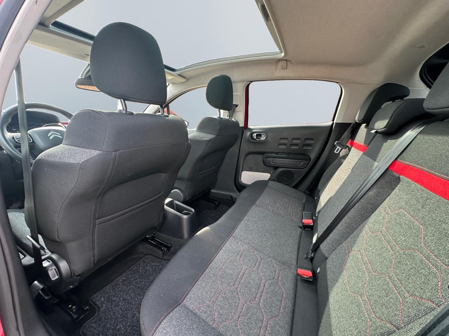Citroën C3 1.2 PureTech Shine *Pano*CAM*SHZ*Navi*Keyless