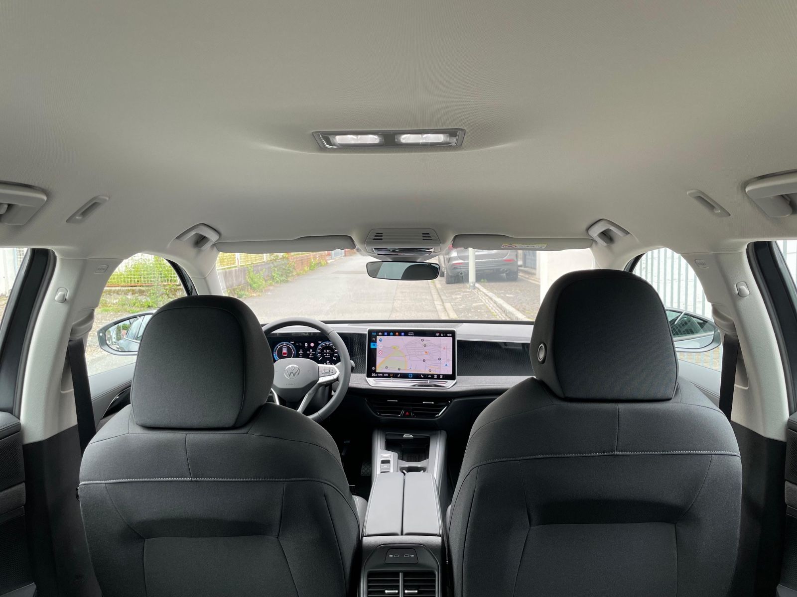 Fahrzeugabbildung Volkswagen Passat Variant 2.0 TDI |Sport-Paket|ACC|Kamera|