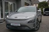Hyundai KONA 2WD 3Phasen W-pump Navi Totwinke ACC Kamera - silberne Hyundai KONA Elektro