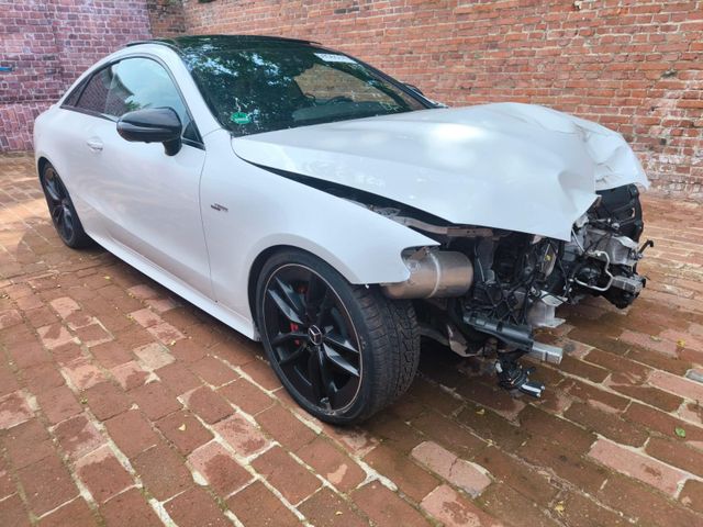 Mercedes-Benz E 53 AMG Coupe 4Matic Motor startet 26000€ NETTO