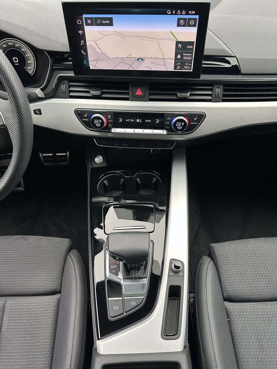Fahrzeugabbildung Audi A5 SpB 35 TFSI S-Line NAV+MATRIX+PANO+HUD+B&O+SH