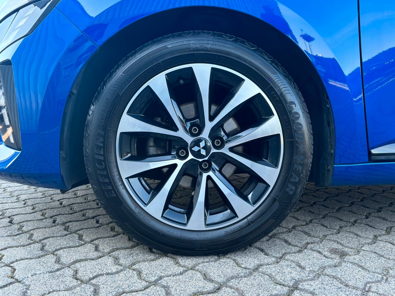 Fahrzeugabbildung Mitsubishi Colt PLUS