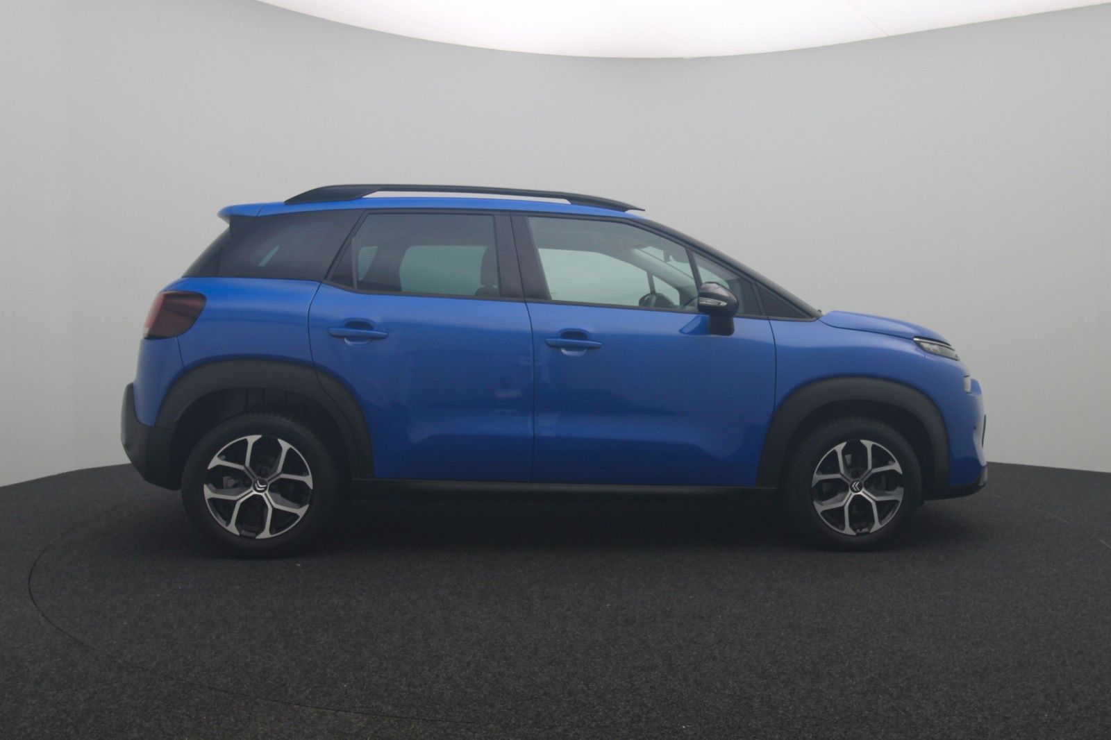 Fahrzeugabbildung Citroën C3 1.2 Aircross Plus NAVI LED DAB