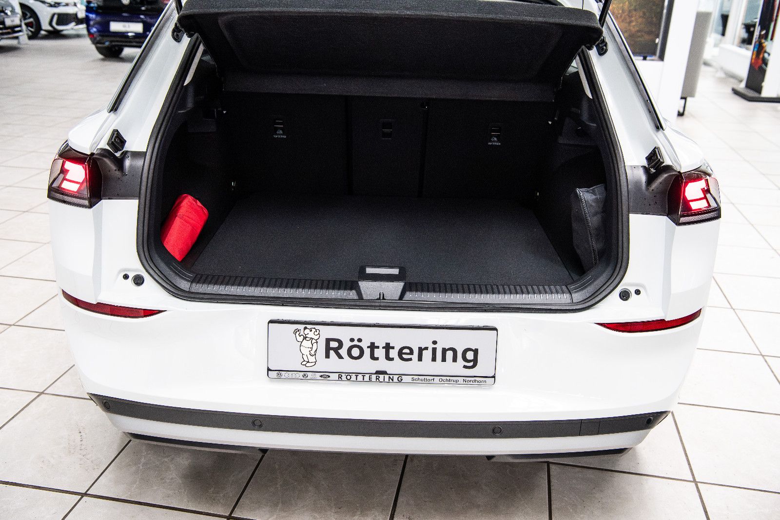 Fahrzeugabbildung Volkswagen T-Roc New Model Life 1.5l TSI DSG ACC APP Kamera