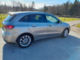 Mercedes-Benz B 220 d   *MBUX* CARPLAY*  AHK-Vorbereitun - Mercedes-Benz B 220 von privat