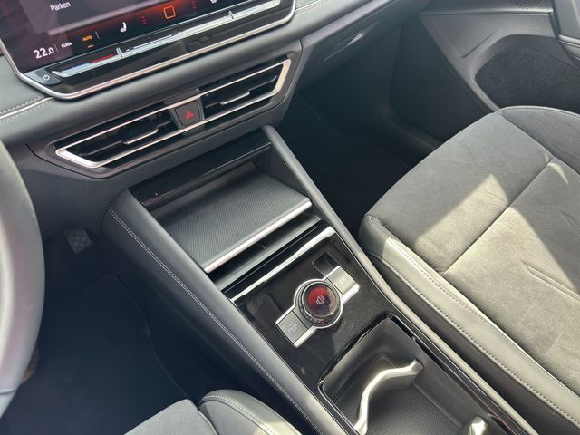 Tiguan 1.5 eTSI 110 kW Elegance DSG AHK ACC 360°