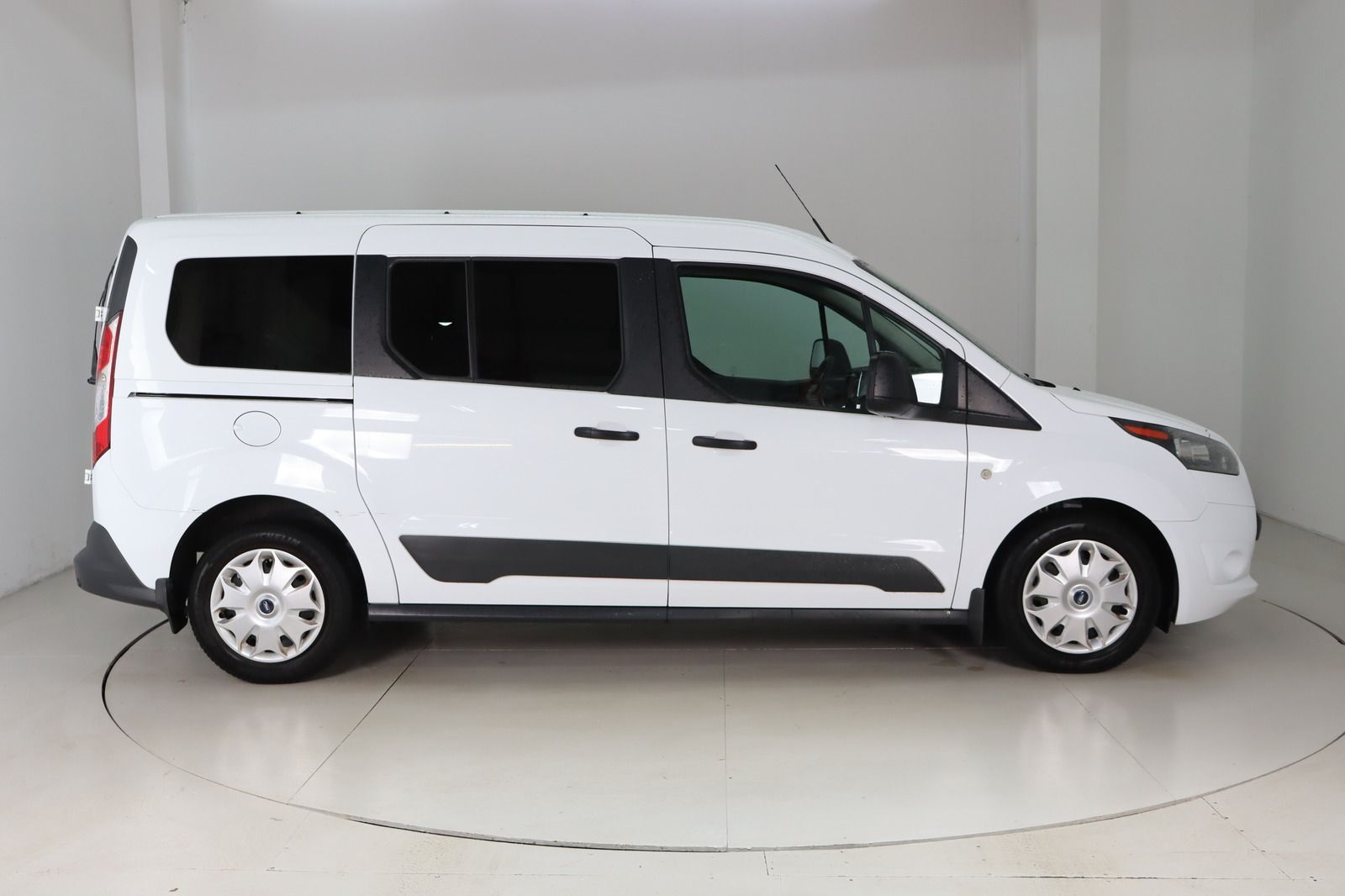 Fahrzeugabbildung Ford Transit Connect * Klima * Navi * RFK * AHK
