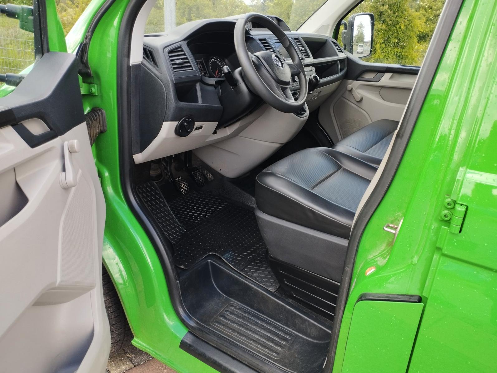 Volkswagen T6 Transporter Doka , AHK, Navi, Plane, LKW-Z 