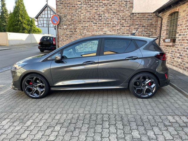 Ford Fiesta ST X (Folie kommt heute runter...