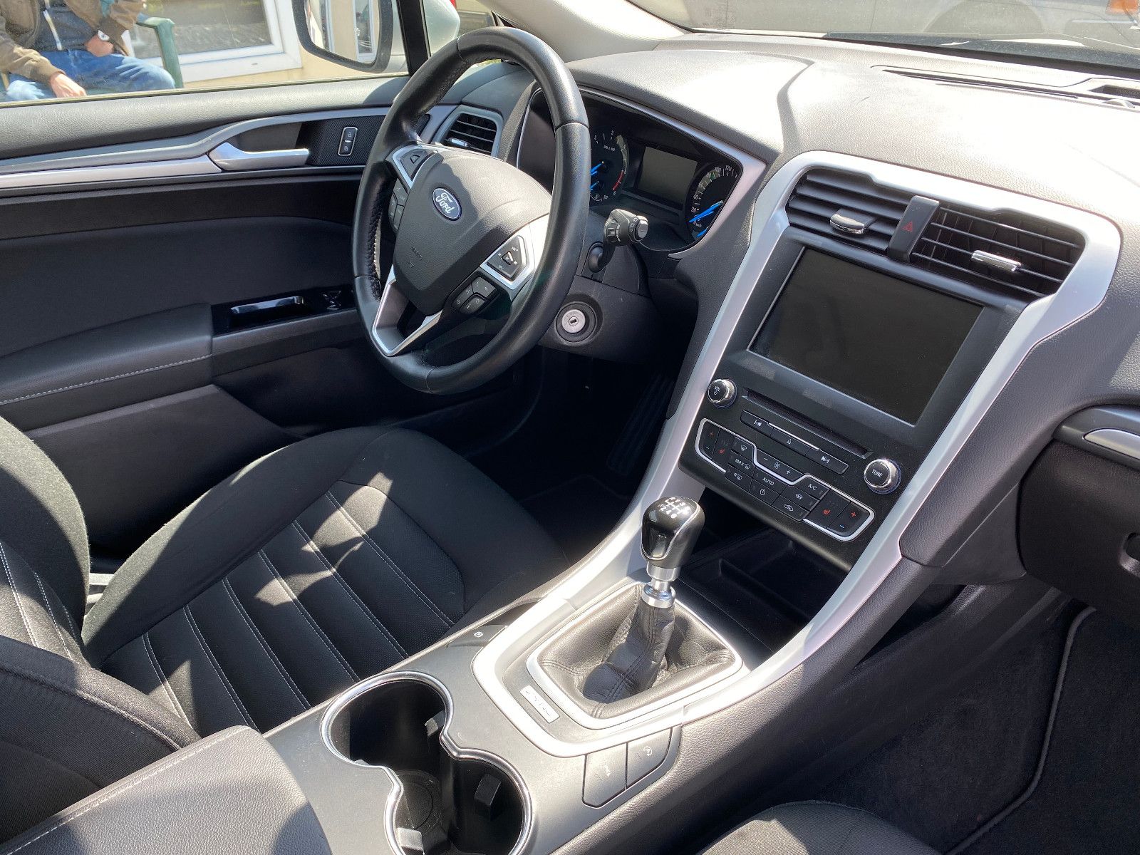 Fahrzeugabbildung Ford Mondeo Turnier Business Edition*NAVI*KAMARA*PDC*