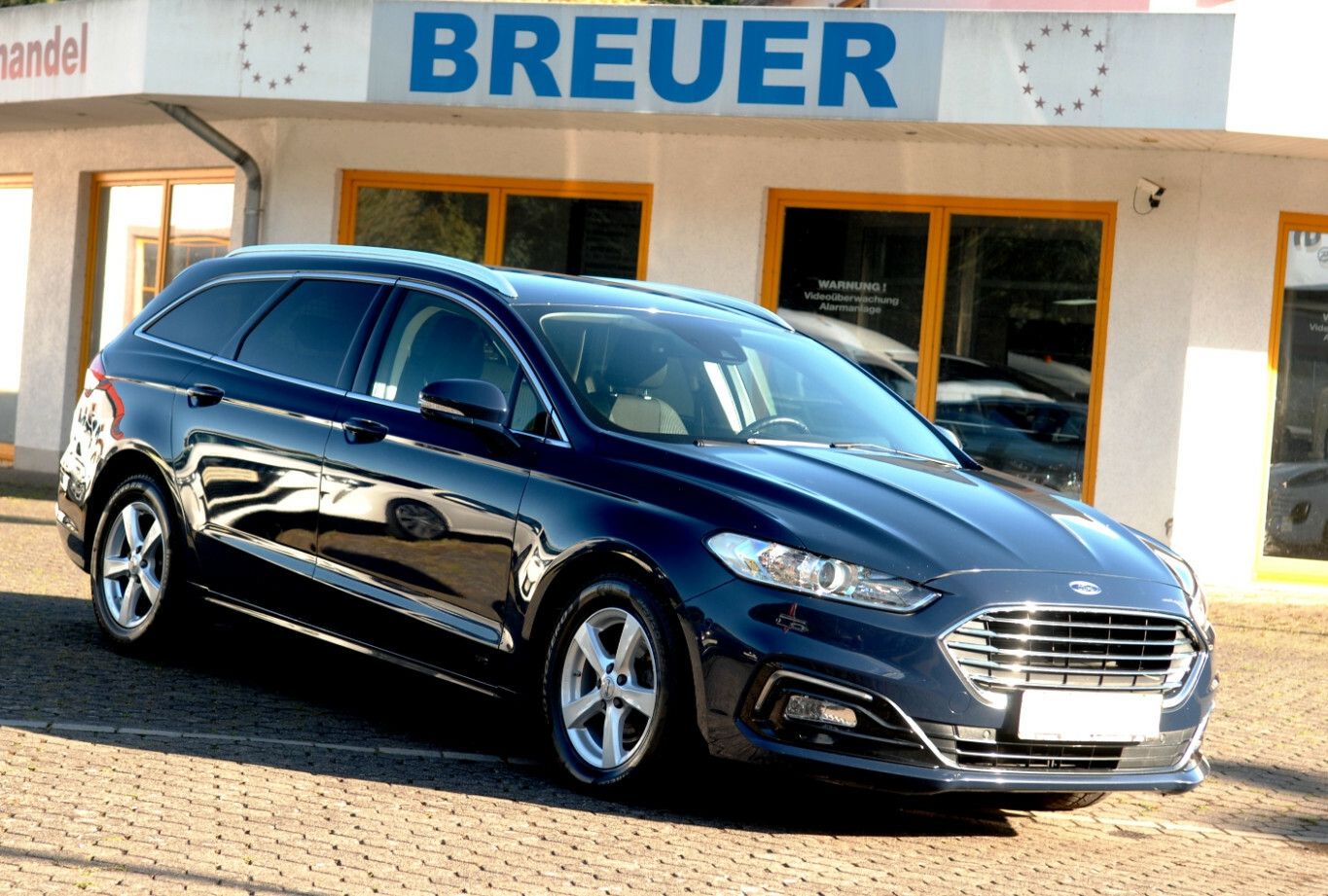 Ford Mondeo Titanium AWD Klimaautomatik AHK Navi Temp