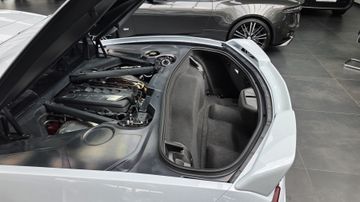 Corvette C8 - 8