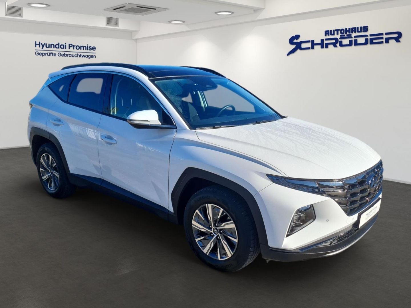 Fahrzeugabbildung Hyundai Tucson Trend NEW Hybrid 1.6 T-GDi 230PS 6-AT 4WD