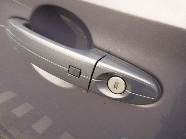Ford Mondeo 2012 — photo 11