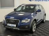 Audi Q5 2.0 TDI quattro / Off-Road Audi Exclusive  - blaue Audi Q5