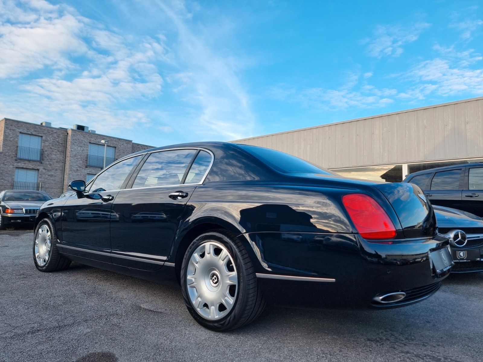 Fahrzeugabbildung Bentley Continental Flying Spur/Ausnahmezustand/Orig. km