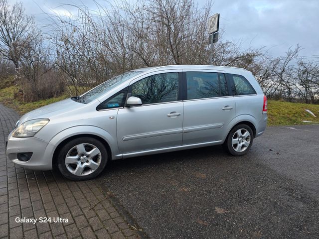 Opel Zafira B Innovation "110 Jahre"