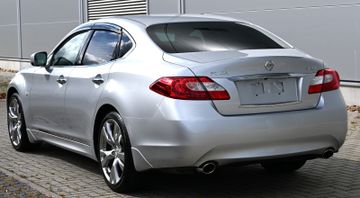 Nissan Fuga 3,7 GT Type S – Bild 7