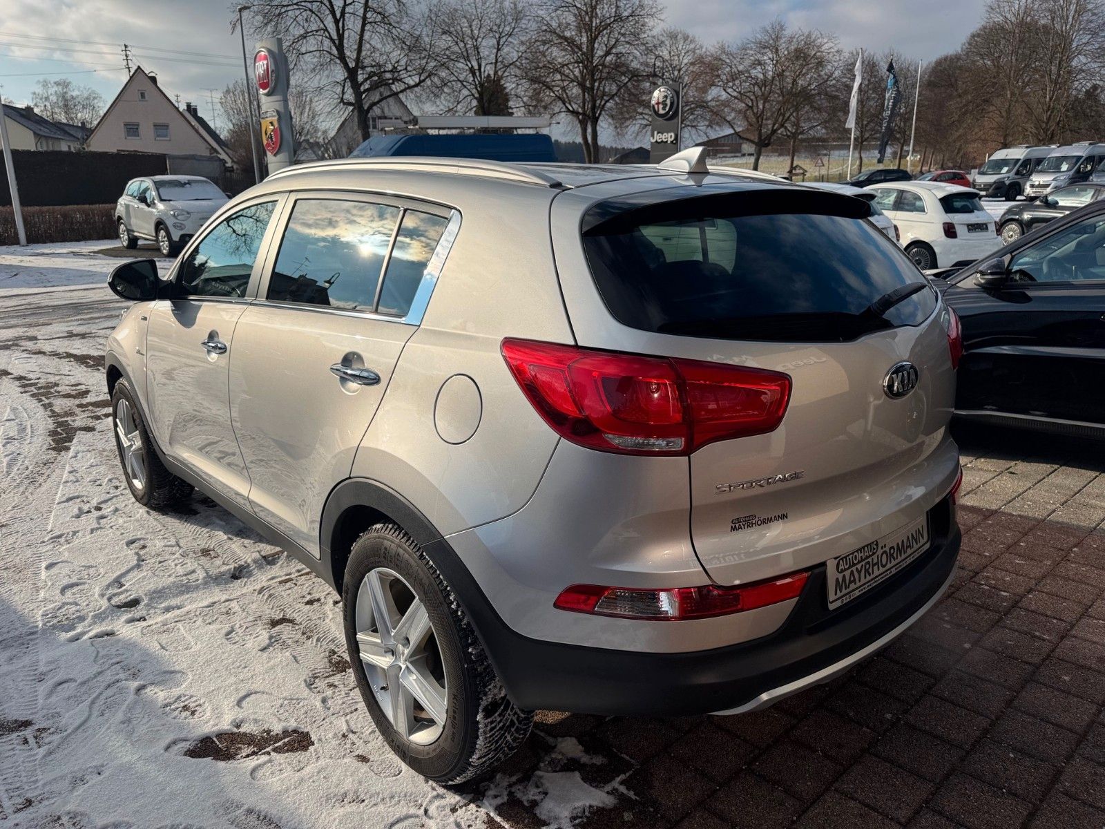 Fahrzeugabbildung Kia Sportage Spirit 4WD NAVI KAMERA SITZHEIZUNG