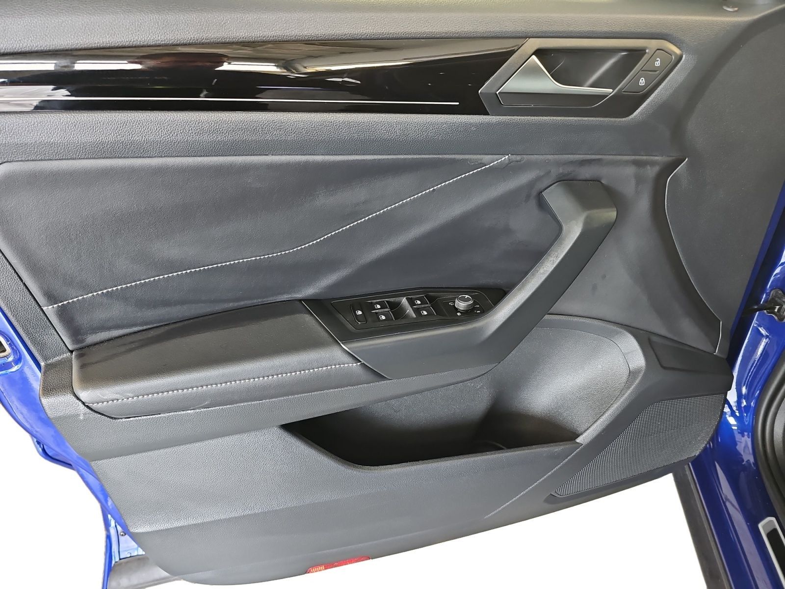 Volkswagen T-Roc - Bild 15
