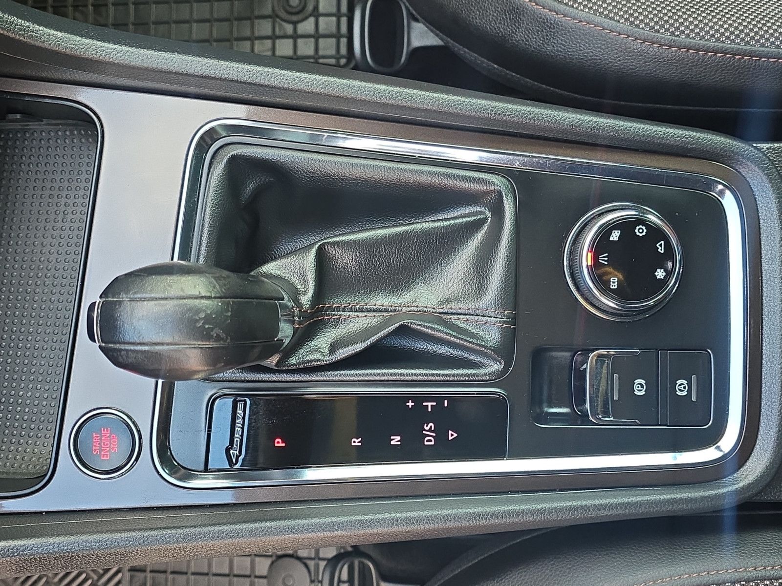 Fahrzeugabbildung SEAT Ateca Xcellence 4Drive Allradantrieb