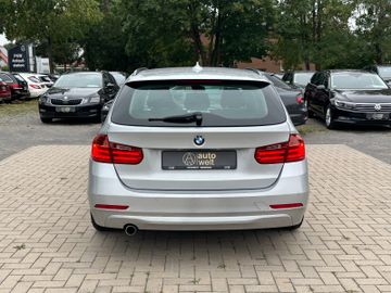 BMW 320 - 4
