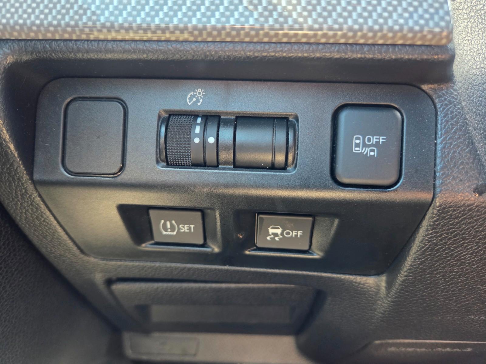 Subaru Levorg 2015 — photo 13