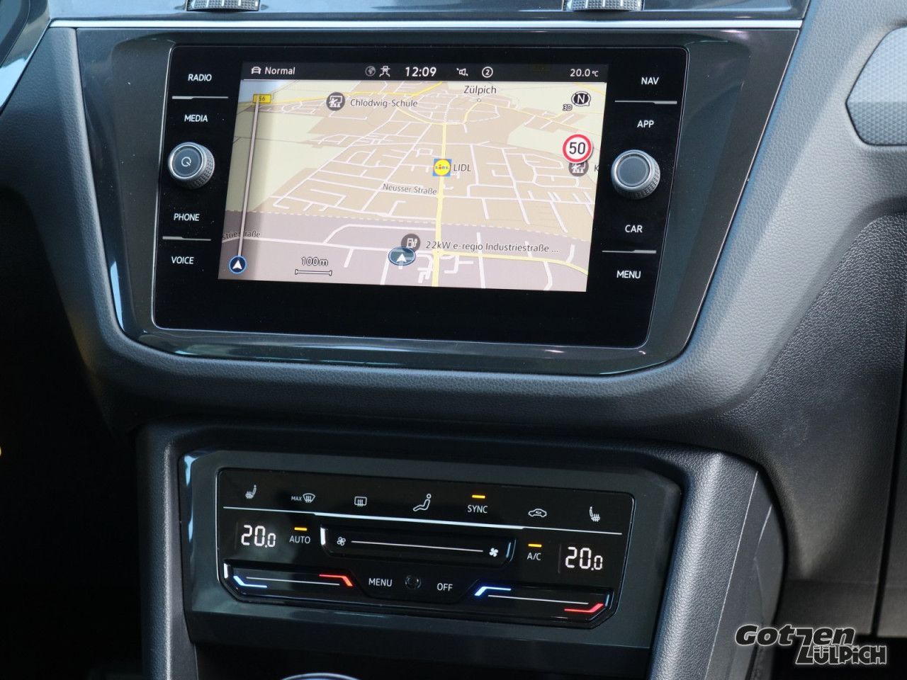 Fahrzeugabbildung Volkswagen Tiguan Active 1.5 TSI Navi LED PDC Rear View