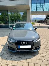 Audi A1 1.0 TFSI Sportback - Audi A1: Aud1