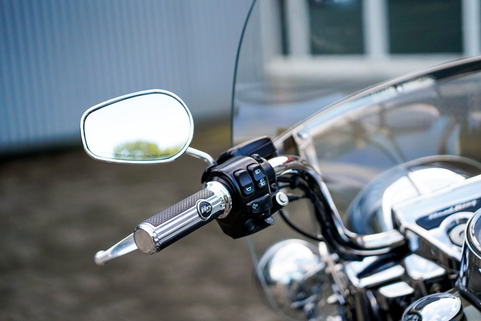 Fahrzeugabbildung Harley-Davidson FLHR Road King 107 cui - Penzl - Beinschilde