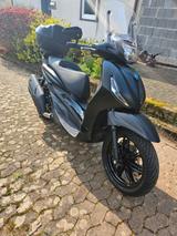 Piaggio Beverly 400 Hpe Deep Black - PIAGGIO BEVERLY 400 HPE